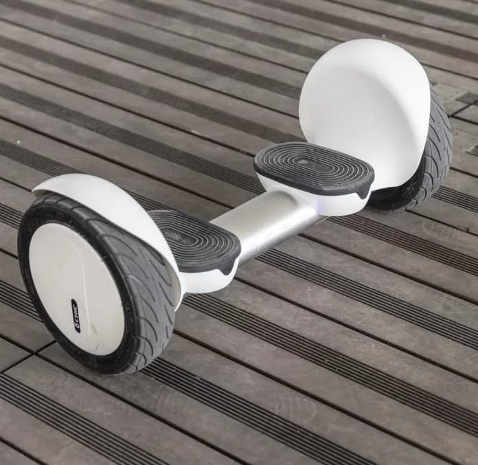 Deskorolka elektryczna czy warto? Odkryj zalety i wady wyboru