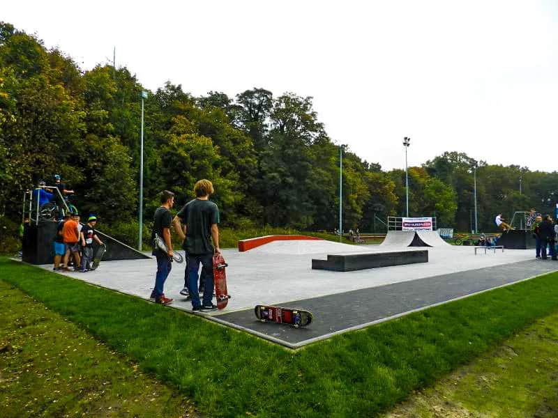 Skatepark Świnoujście: Idealne miejsce dla miłośników sportów ekstremalnych